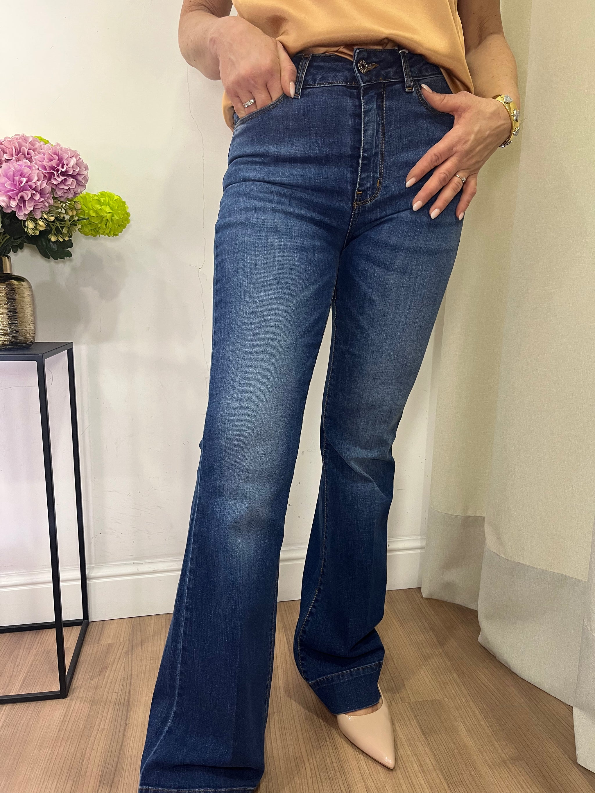 Jeans a zampa